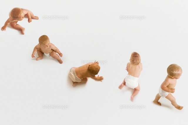 Babies Sitting Crawling and Walking
(c)moodboard