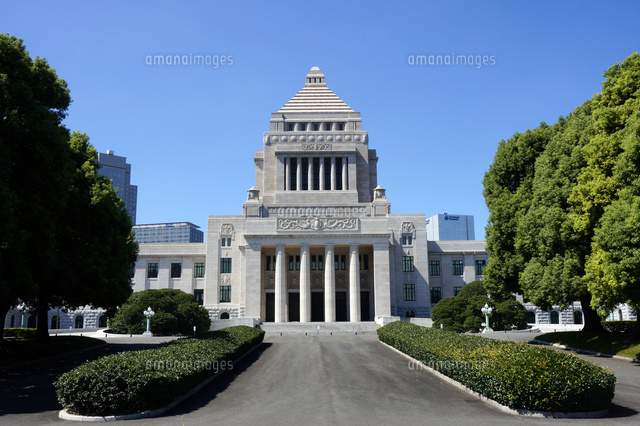 快晴の国会議事堂
(c)GYRO PHOTOGRAPHY/a.collectionRF