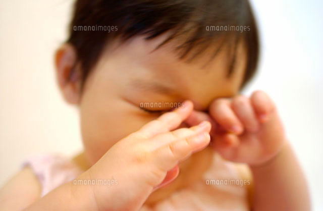 泣く子ども
(c)Doable/a.collectionRF