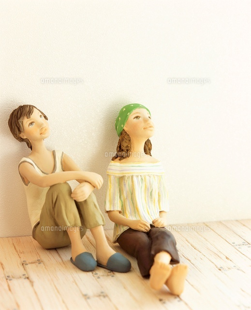 部屋で寛ぐ二人の女性 クラフト
(c)PRESS AND ARTS/a.collectionRF