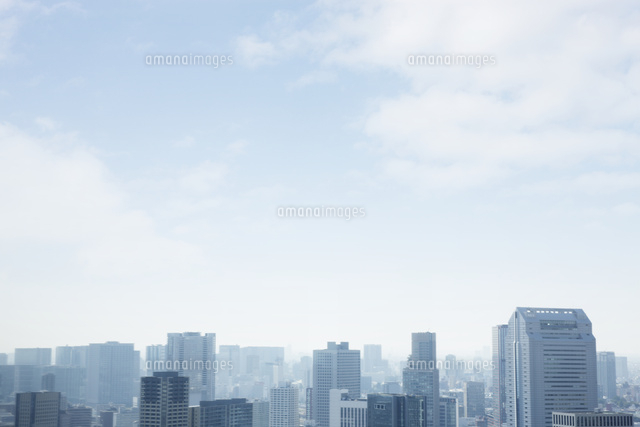 都心のビル群と青空
(c)TORU TAKEUCHI/a.collectionRF