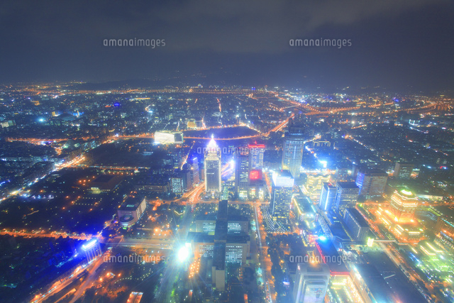 台北101展望台から望む仁義の新都心の夜景
(c)Mitsushi Okada/a.collectionRF