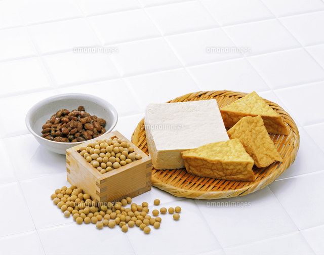 大豆と大豆製品
(c)C.O.T/a.collectionRF