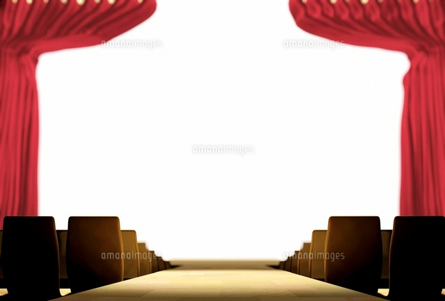 明るいステージに続く花道
(c)SHIROH KOHNO/a.collectionRF
