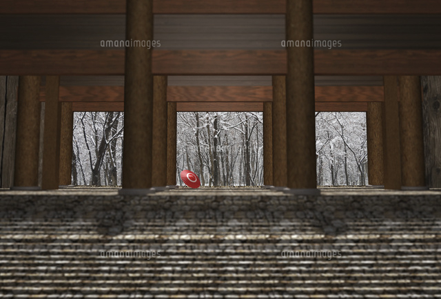 冬の山門の通路
(c)SHIROH KOHNO/a.collectionRF