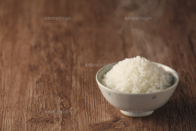 お茶碗に入った炊きたて御飯
(c)Niigata Photo Library/a.collectionRF