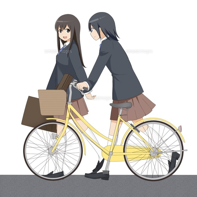 自転車で通学する女の子
(c)coaco/a.collectionRF