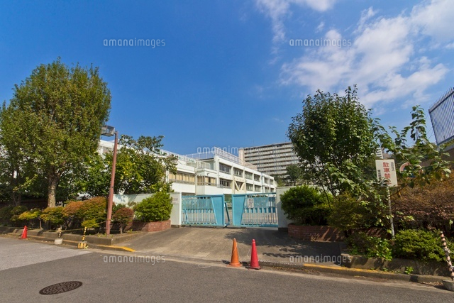 新宿区立東戸山小学校
(c)Yutaka Isayama/a.collectionRF