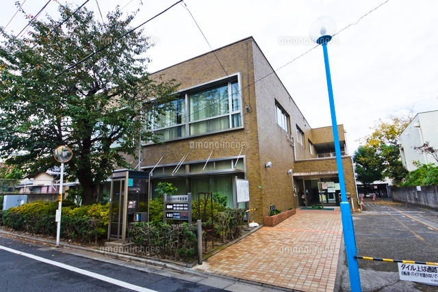 豊島区立千早図書館
(c)Yutaka Isayama/a.collectionRF