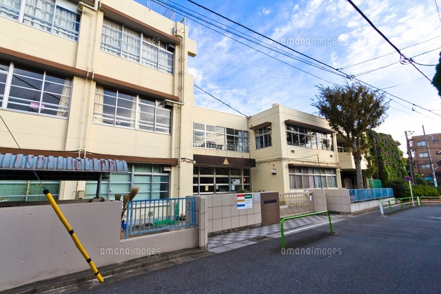 板橋区立向原小学校
(c)Yutaka Isayama/a.collectionRF