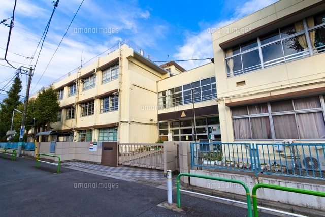 板橋区立向原小学校
(c)Yutaka Isayama/a.collectionRF