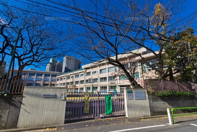 板橋区立板橋第六小学校
(c)Yutaka Isayama/a.collectionRF
