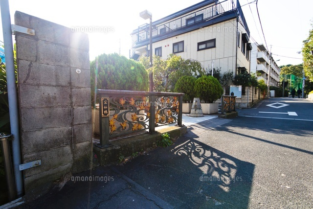 宝仙橋
(c)Yutaka Isayama/a.collectionRF