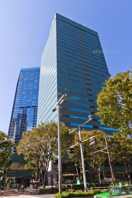 新宿グリーンタワービル
(c)Yutaka Isayama/a.collectionRF
