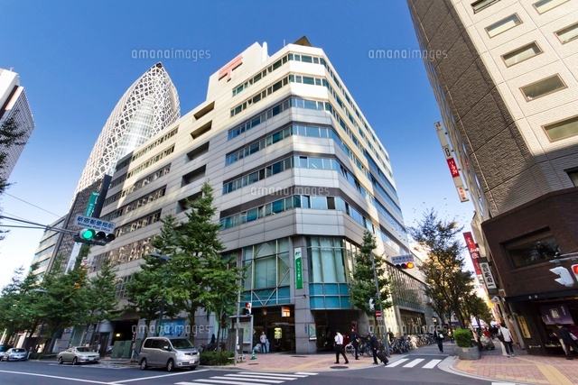 新宿郵便局
(c)Yutaka Isayama/a.collectionRF