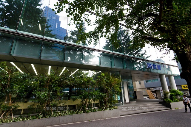 専修学校河合塾新宿校
(c)Yutaka Isayama/a.collectionRF