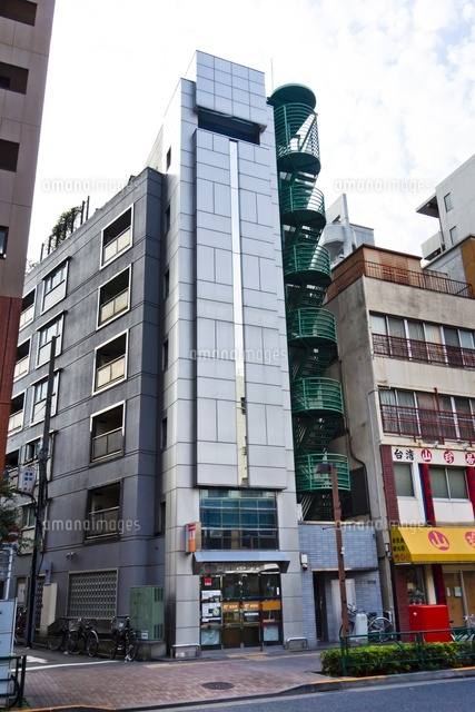 西新宿四郵便局
(c)Yutaka Isayama/a.collectionRF