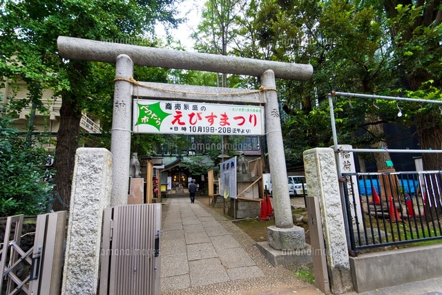 稲荷鬼王神社(入口)
(c)Yutaka Isayama/a.collectionRF