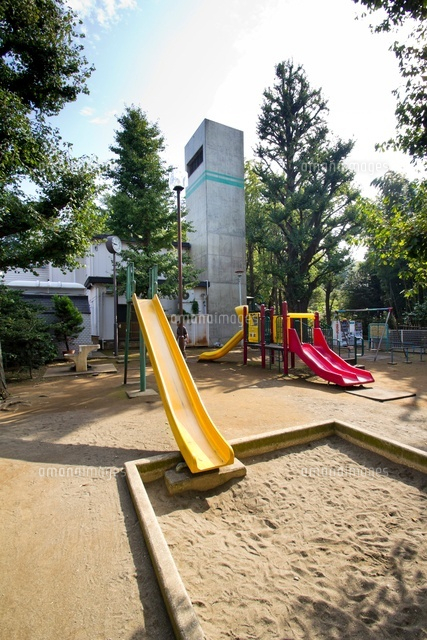 鳩森児童遊園
(c)Yutaka Isayama/a.collectionRF