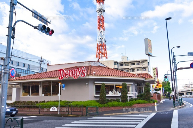 デニーズ中村橋店
(c)Yutaka Isayama/a.collectionRF
