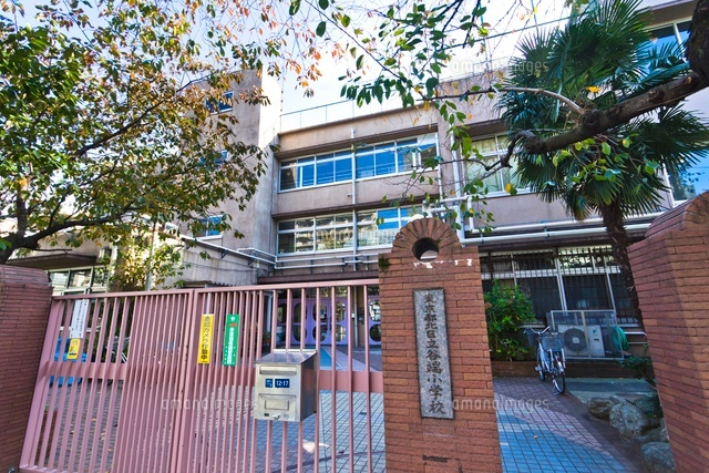 北区立谷端小学校
(c)Yutaka Isayama/a.collectionRF