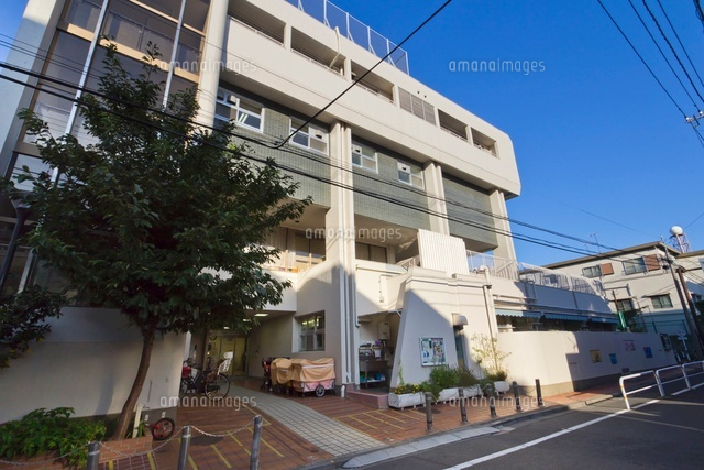 新宿区立西落合保育園
(c)Yutaka Isayama/a.collectionRF