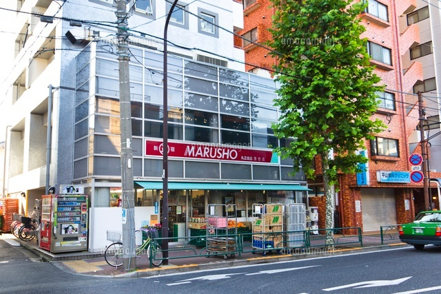 丸正食品 落合店
(c)Yutaka Isayama/a.collectionRF