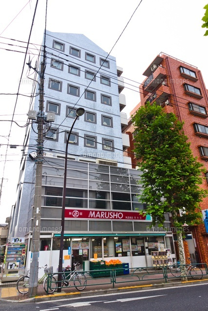 丸正食品 落合店
(c)Yutaka Isayama/a.collectionRF