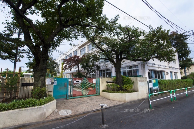新宿区立落合第六小学校
(c)Yutaka Isayama/a.collectionRF