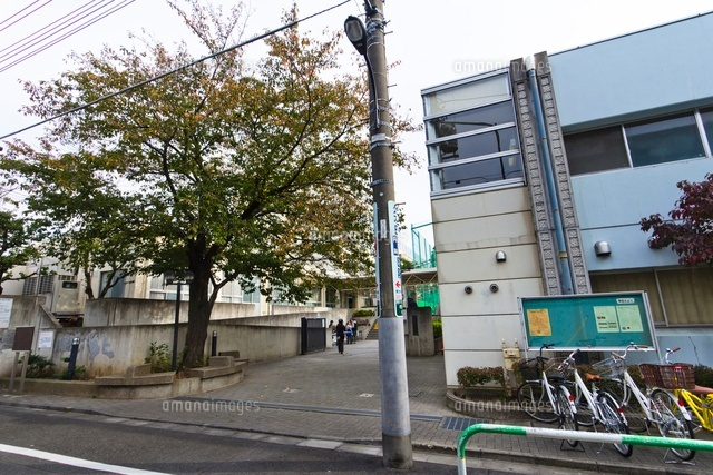 新宿区立落合第二中学校
(c)Yutaka Isayama/a.collectionRF