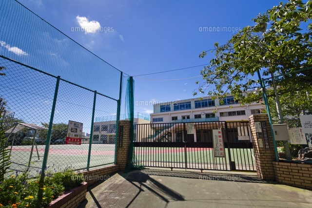 新宿区立落合第四小学校
(c)Yutaka Isayama/a.collectionRF