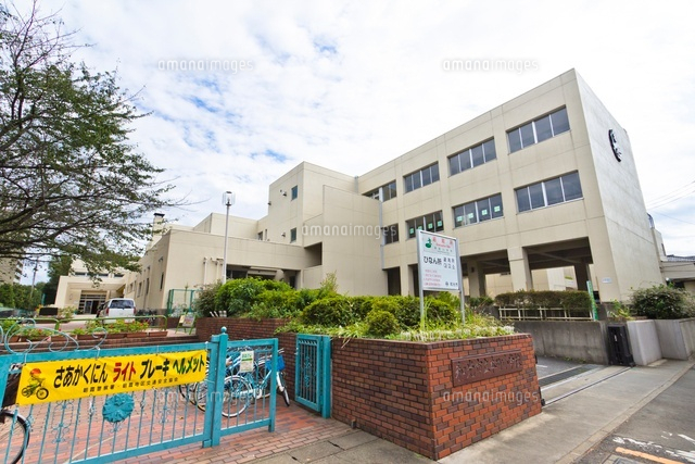 和光市立本町小学校
(c)Yutaka Isayama/a.collectionRF