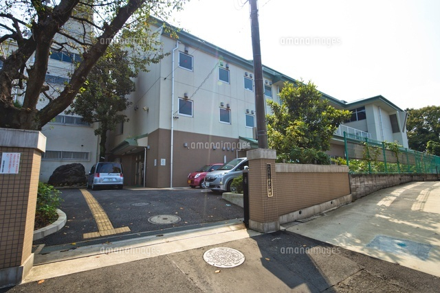 和光市立新倉小学校
(c)Yutaka Isayama/a.collectionRF