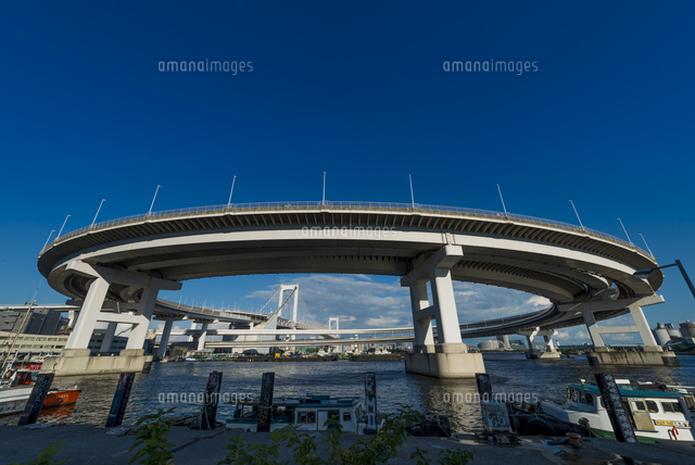 レインボーブリッジのループ橋
(c)Yutaka Isayama/a.collectionRF