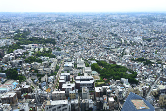 ランドマークタワー展望台からの眺め(桜木町駅西側方面)
(c)Yutaka Isayama/a.collectionRF