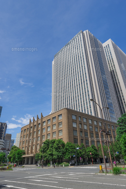 文部科学省・文化庁(高いビルは金融庁・縦)
(c)Yutaka Isayama/a.collectionRF