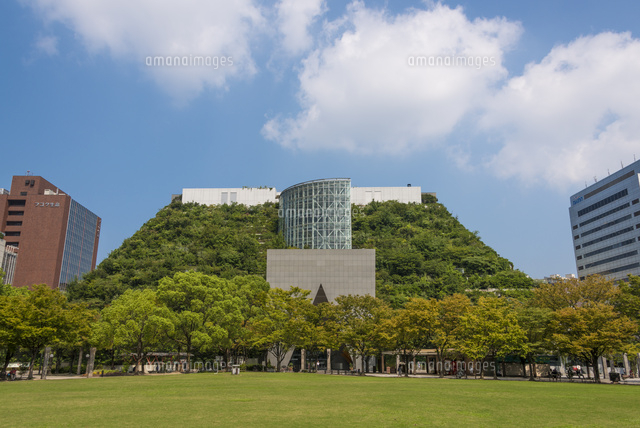 アクロス福岡(天神中央公園より)
(c)Yutaka Isayama/a.collectionRF