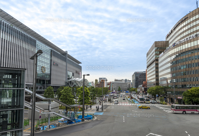 博多駅・博多口駅前通り
(c)Yutaka Isayama/a.collectionRF