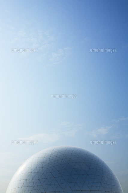 ドームと空
(c)dkey/a.collectionRF