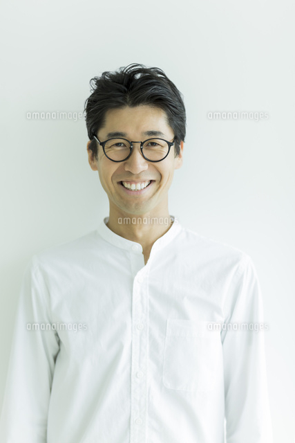笑顔の男性
(c)RYO