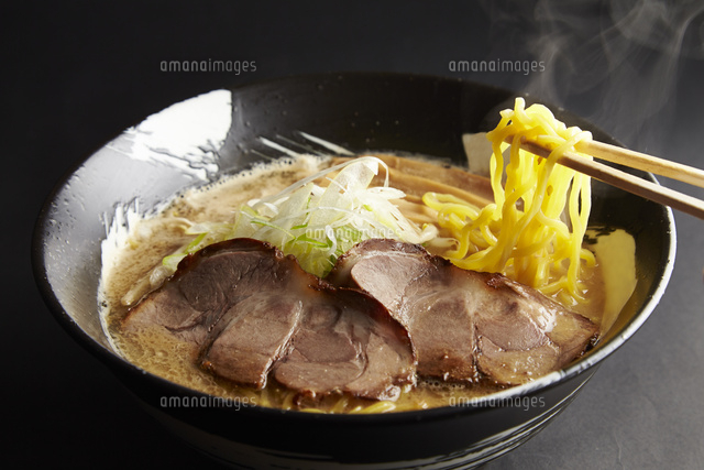 とんこつ醤油ラーメン
(c)Kazu/a.collectionRF