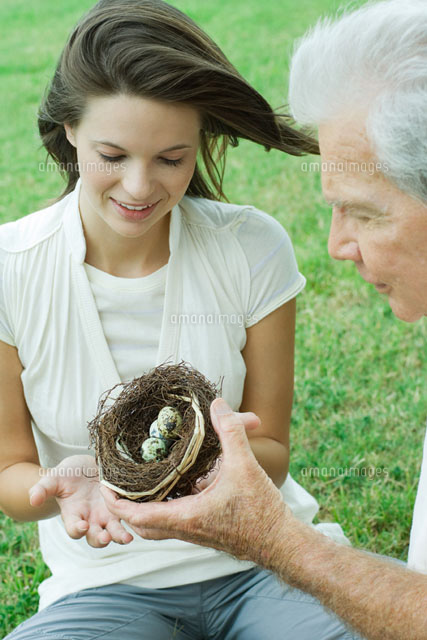 Grandfather & granddaughter
(c)Odilon Dimier/Photo Alto
