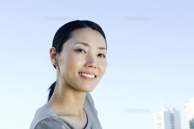 Woman smiling,portrait
(c)Michele Constantini/PhotoAlto