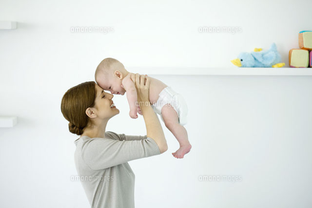 Mother lifting baby in the air,touching foreheads
(c)Ale Ventura/PhotoAlto