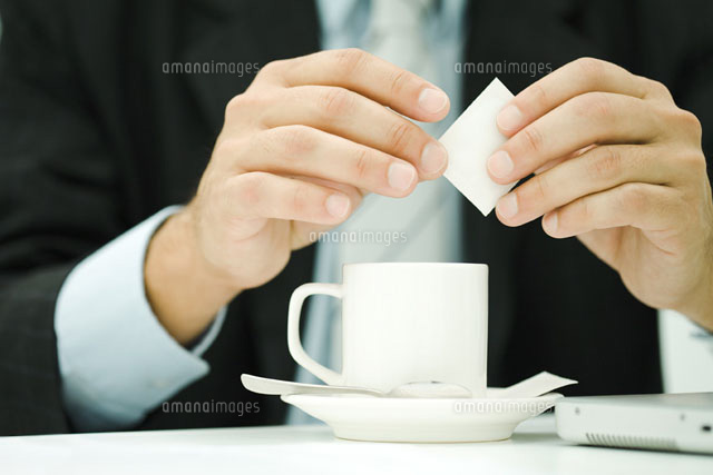 Professional man preparing cup of coffee
(c)Ale Ventura/PhotoAlto