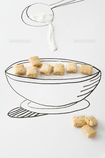 Spoon pouring sugar over bowl of cereal
(c)Laurence Mouton/PhotoAlto