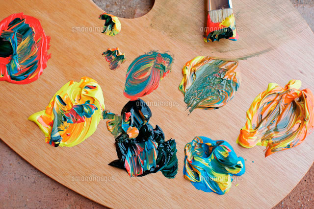Paint on palette
(c)clover/a.collectionRF